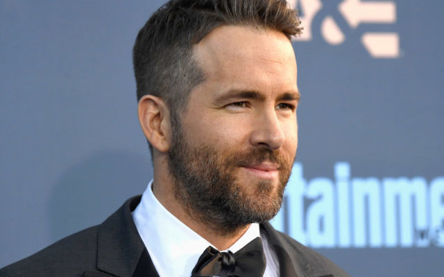 Ryan Reynolds And Seth Rogan Tell Canadian Kids To Stop Having Parties