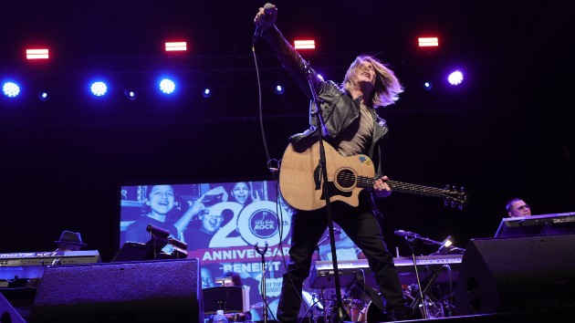 Buffalo native John Rzeznik of The Goo Goo Dolls on supermarket shooting: “My biggest hope is that they keep that store open”